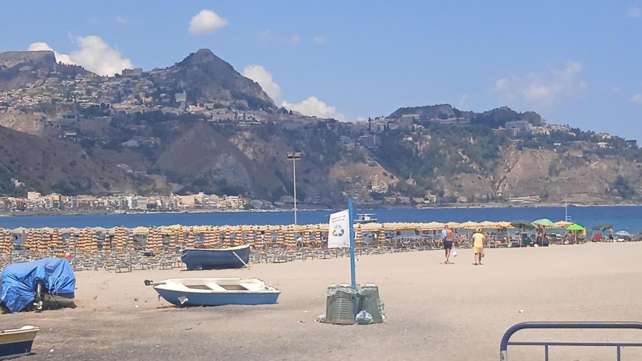 Donna Sicilia Hotel Giardini-Naxos Exterior foto